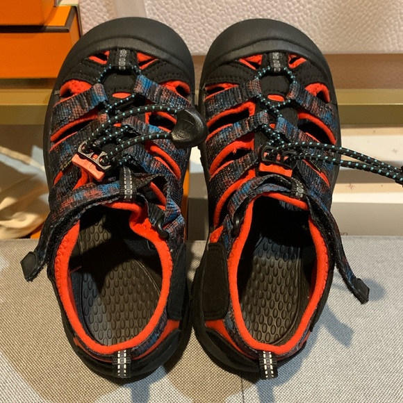 Keen Sandal Size 12 - Picture 1 of 5